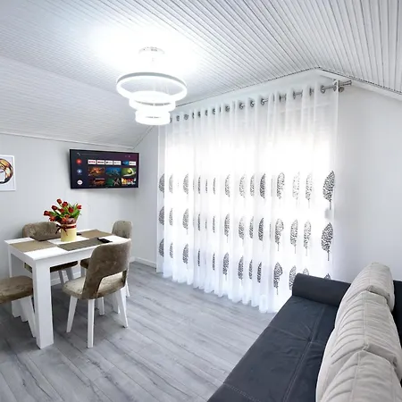 Vila Hope 5 * Tirana